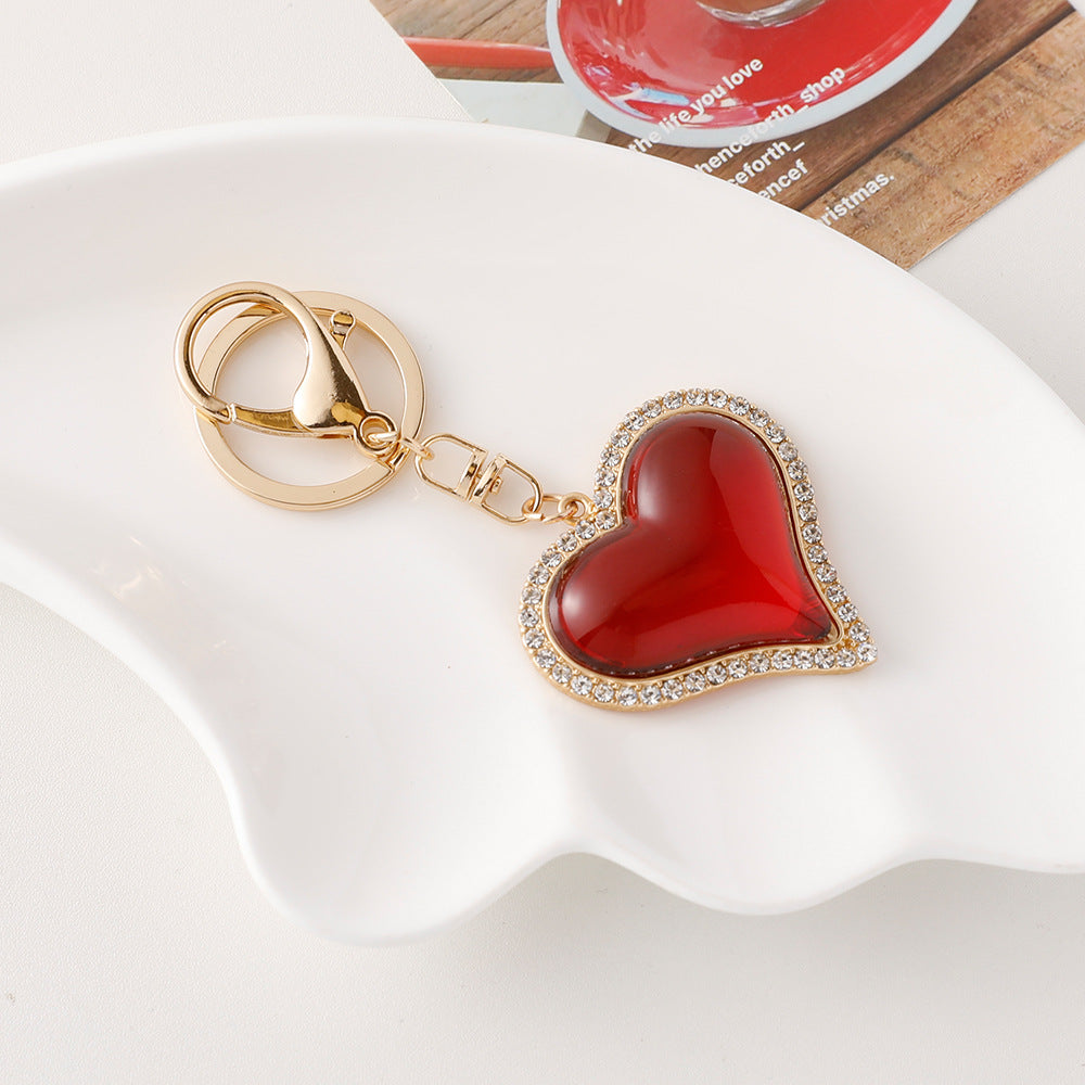 Wholesale Medieval Palace Style Heart Alloy Keychain